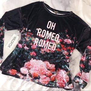 WILDFOX NWT Oh Romeo velvet rose garden sweater M